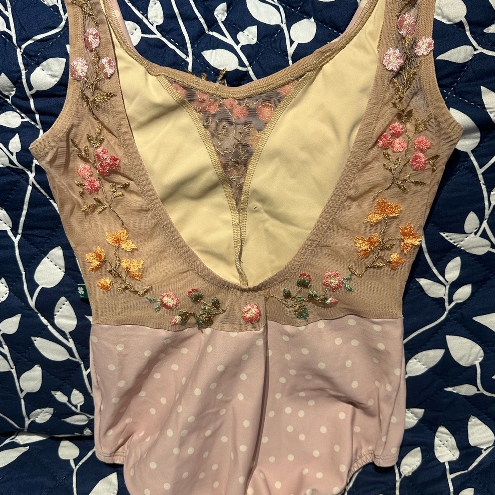 Lucky Leo AM - Picture 2 of 5